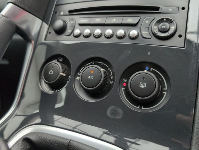 2025 Peugeot 3008