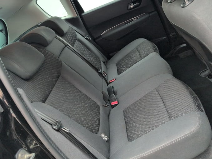 2025 Peugeot 3008