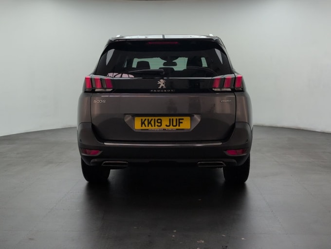 2025 Peugeot 5008