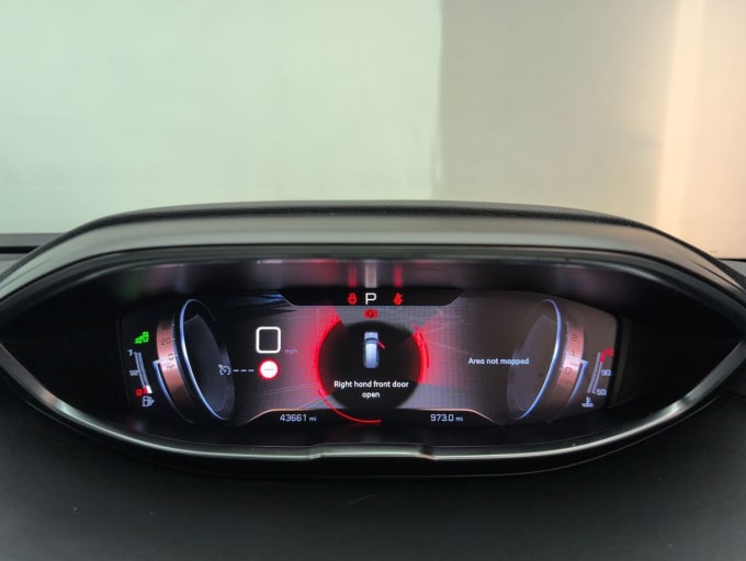 2025 Peugeot 5008