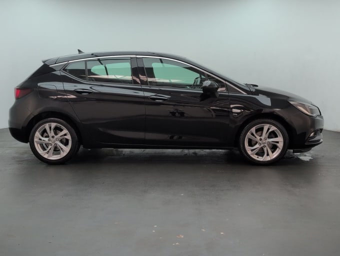2025 Vauxhall Astra