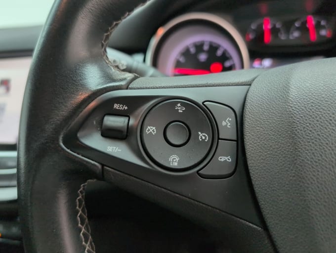 2025 Vauxhall Astra