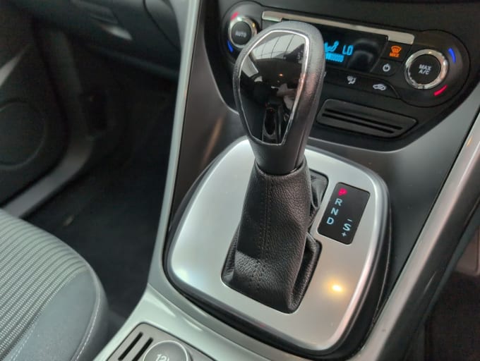 2025 Ford C-max
