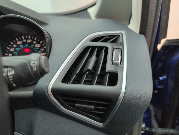 2025 Ford C-max