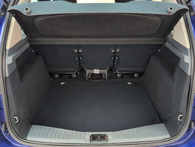 2025 Ford C-max