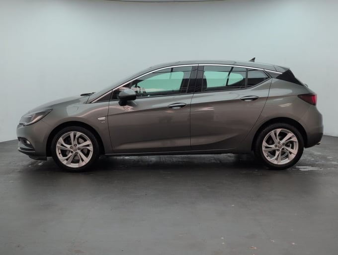 2025 Vauxhall Astra