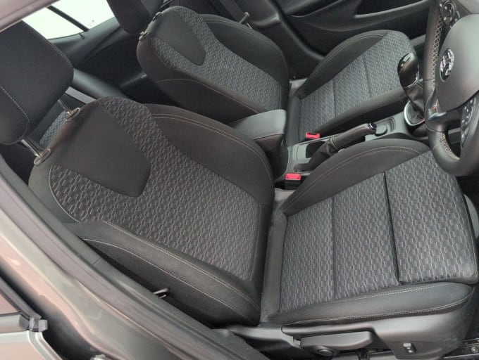 2025 Vauxhall Astra