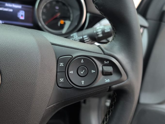 2025 Vauxhall Astra