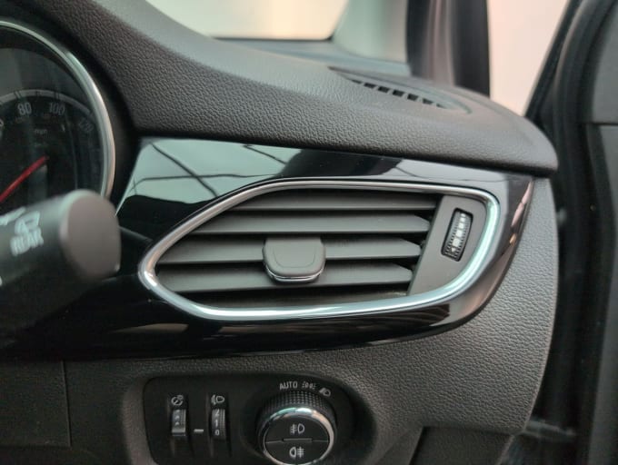 2025 Vauxhall Astra