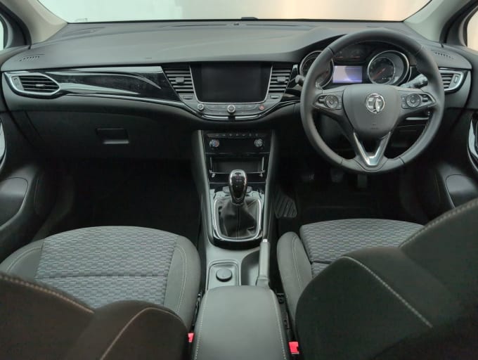 2025 Vauxhall Astra