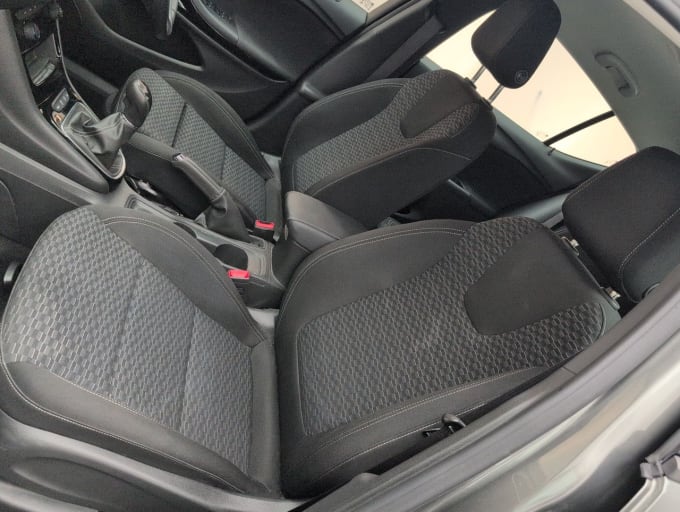 2025 Vauxhall Astra