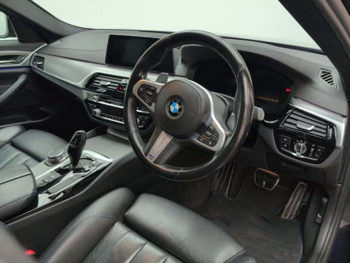 2025 BMW 5 Series