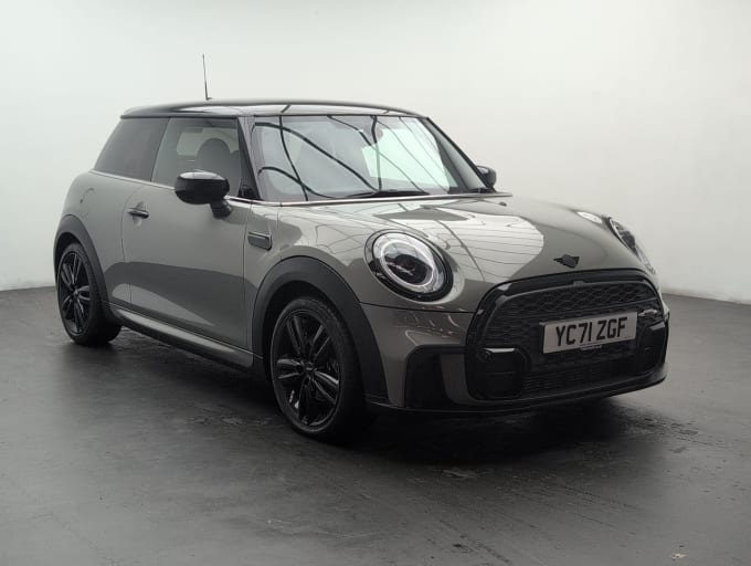 2025 Mini Hatch