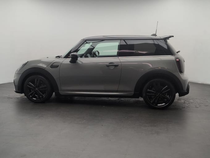 2025 Mini Hatch