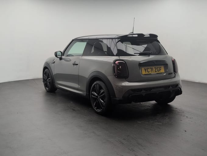 2025 Mini Hatch