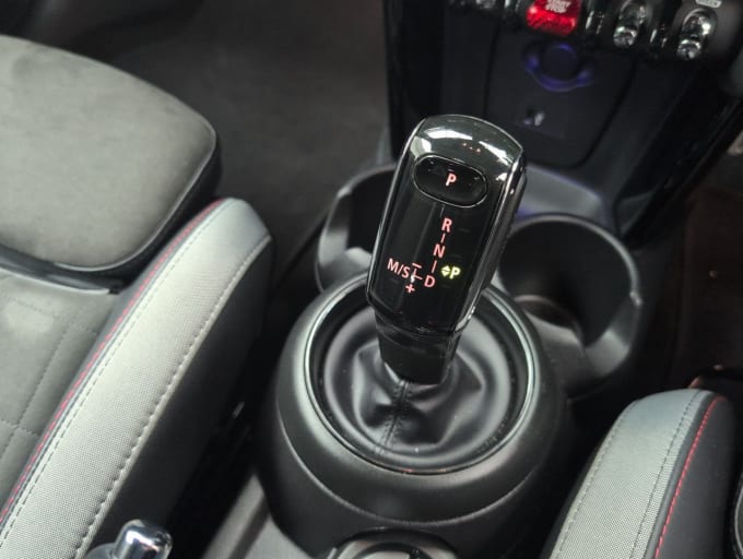 2025 Mini Hatch