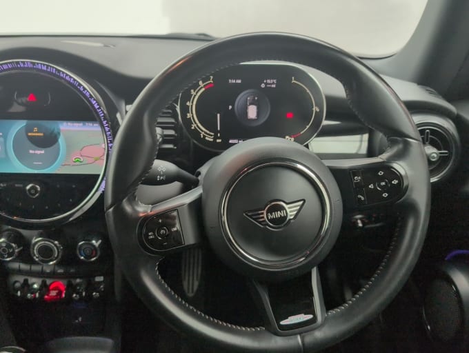 2025 Mini Hatch