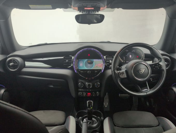 2025 Mini Hatch
