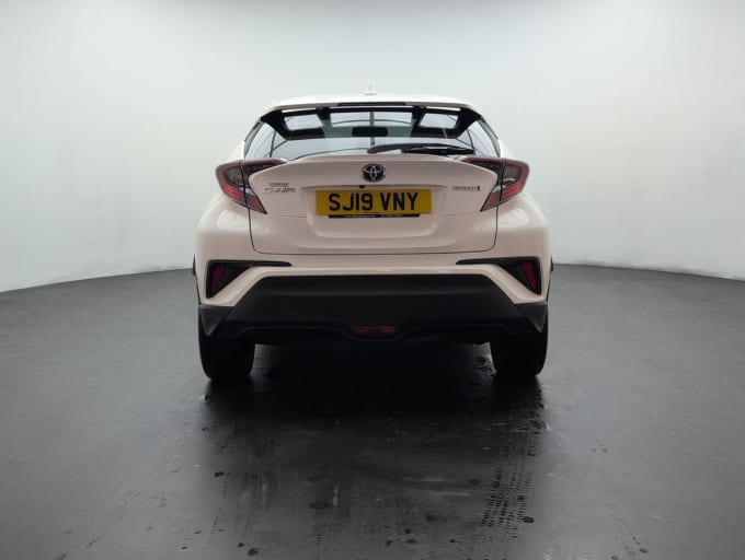 2025 Toyota C-hr