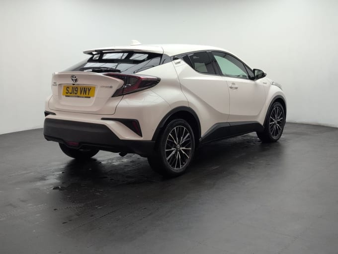 2025 Toyota C-hr