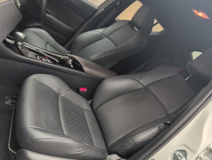 2025 Toyota C-hr