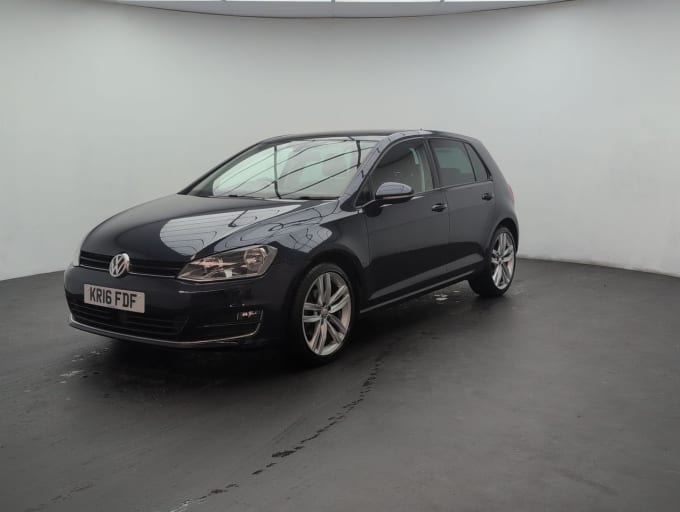 2025 Volkswagen Golf