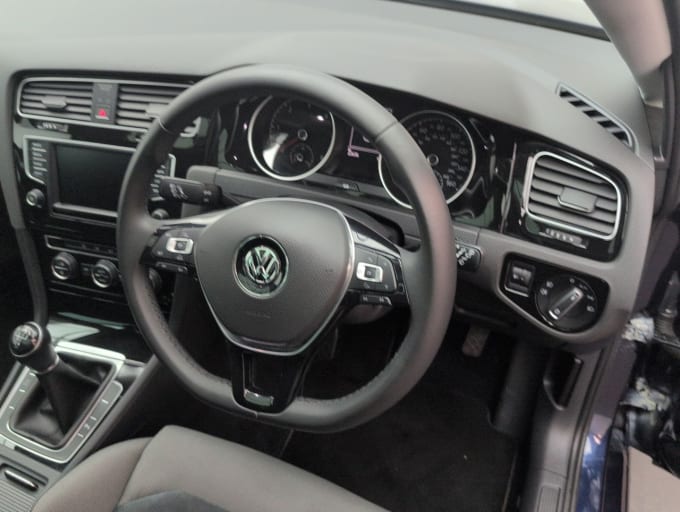 2025 Volkswagen Golf