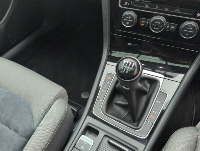 2025 Volkswagen Golf