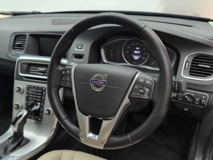 2025 Volvo S60