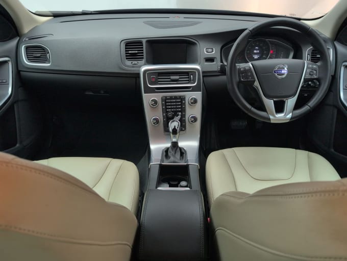 2025 Volvo S60