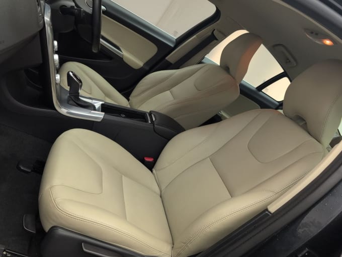 2025 Volvo S60