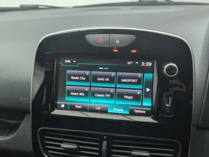 2025 Renault Clio
