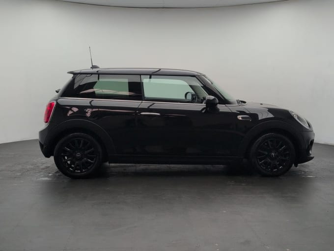 2025 Mini Hatch