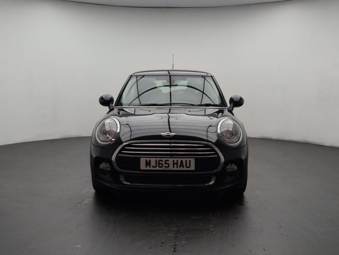 2025 Mini Hatch