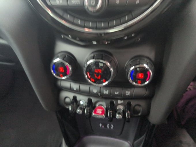 2025 Mini Hatch