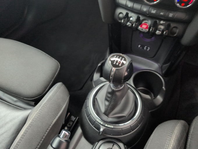 2025 Mini Hatch