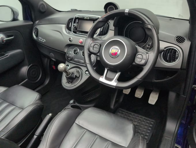 2025 Abarth 595c