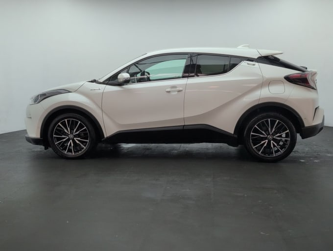 2025 Toyota C-hr