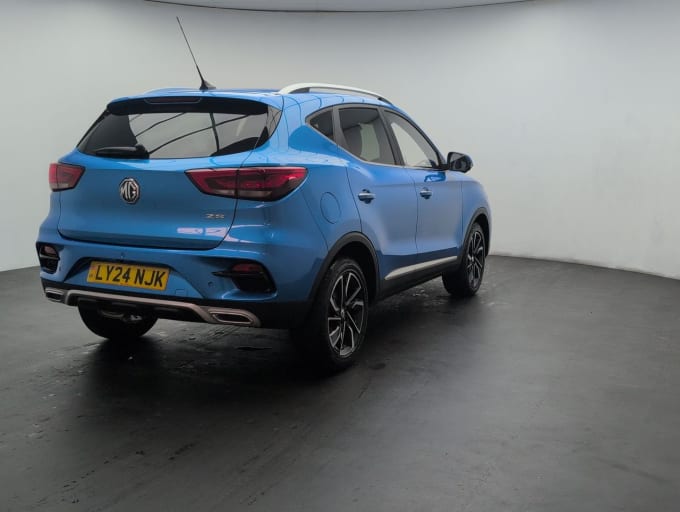 2025 Mg Mg Zs