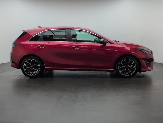 2025 Kia Ceed