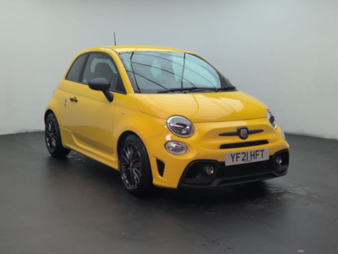 2025 Abarth 595