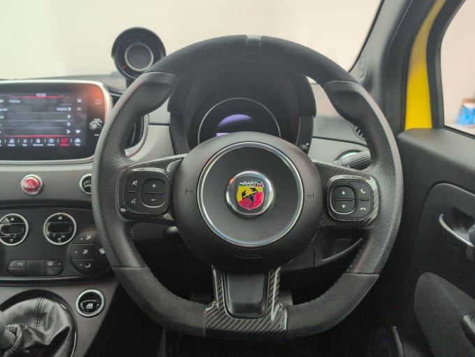 2025 Abarth 595