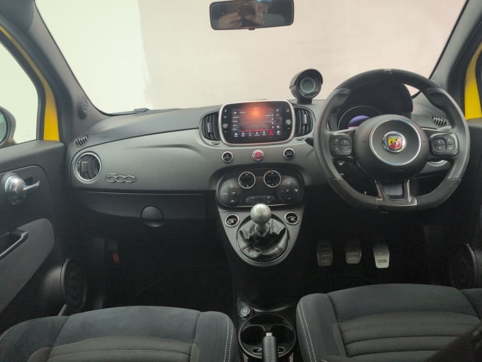 2025 Abarth 595