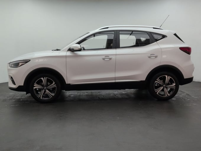 2025 Mg Mg Zs
