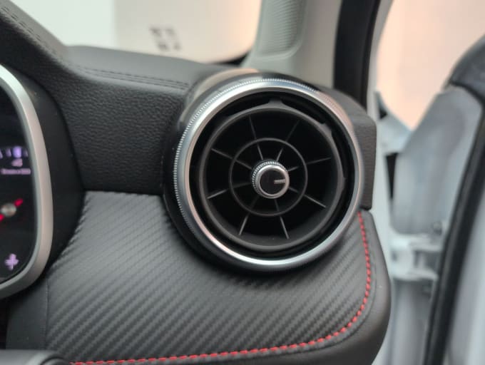 2025 Mg Mg Zs