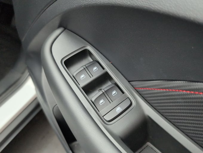 2025 Mg Mg Zs