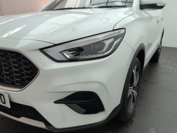 2025 Mg Mg Zs