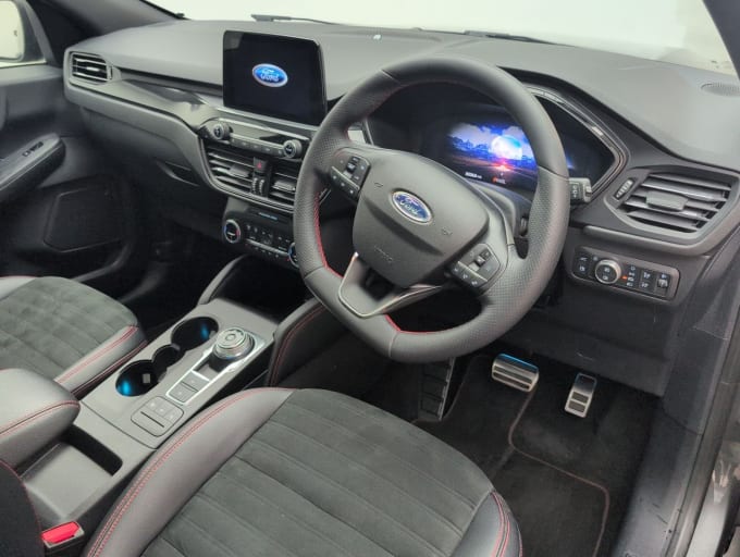 2025 Ford Kuga