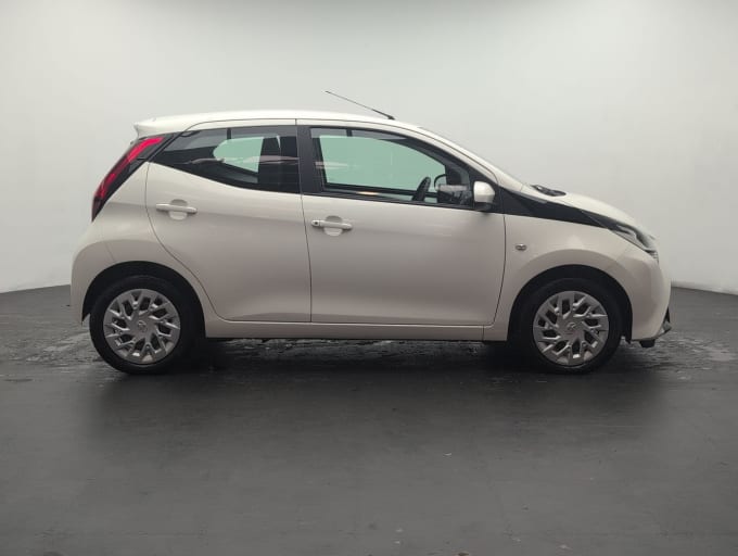 2025 Toyota Aygo