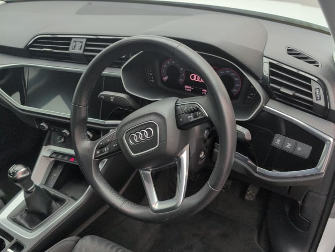 2025 Audi Q3